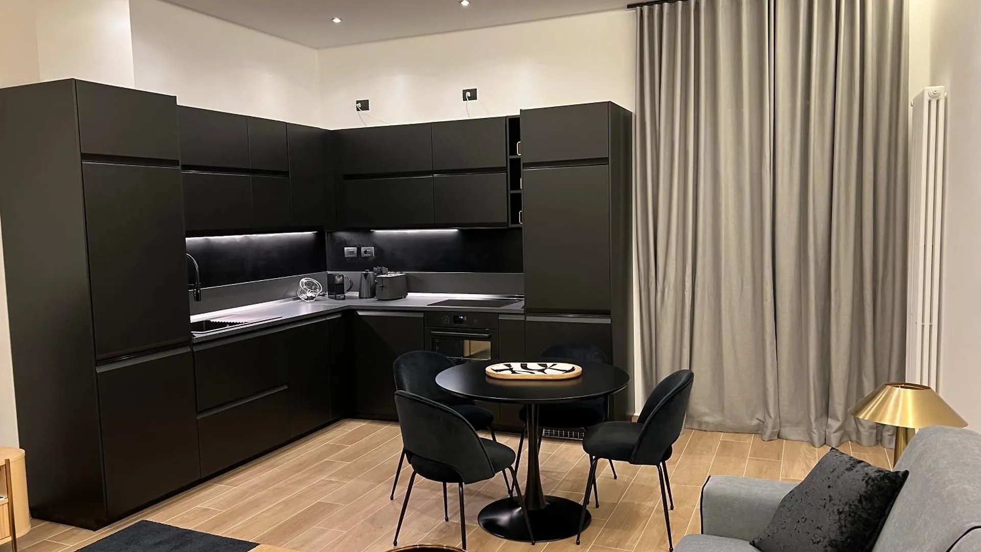 Luxury Apartment Navigli Mailand
